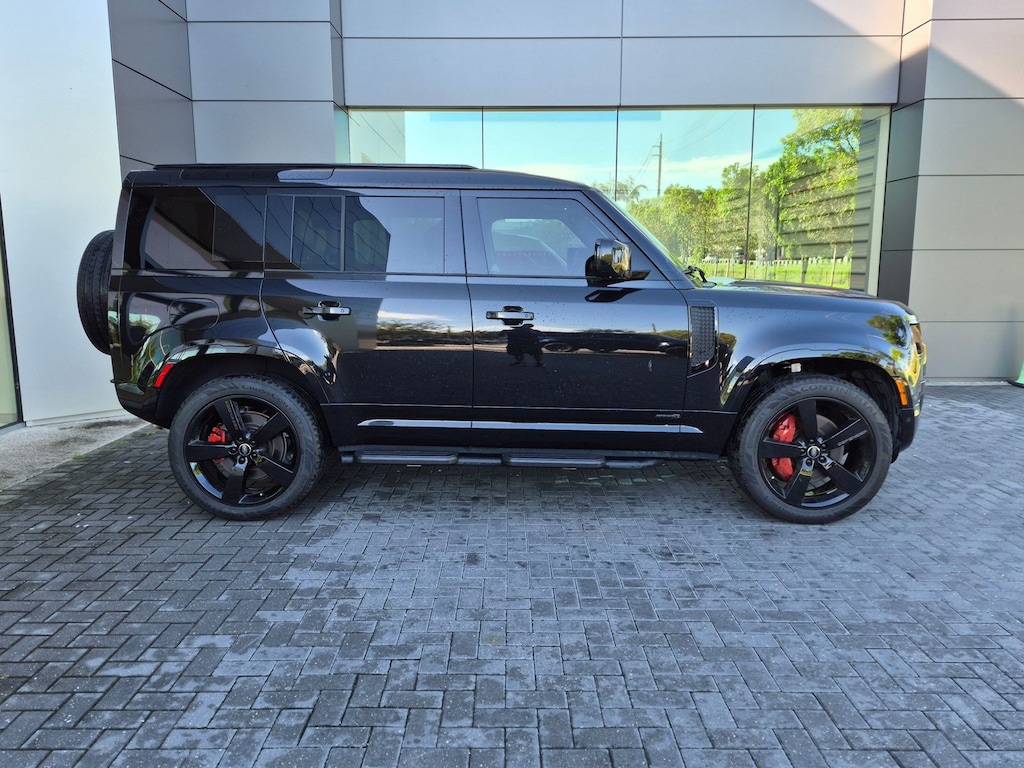 Used 2025 Land Rover Defender 110 P400 X Sport Utility