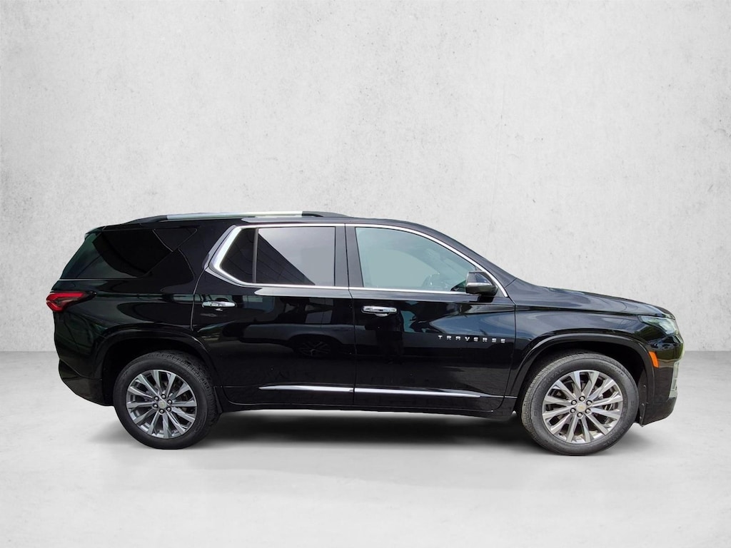 Used 2023 Chevrolet Traverse Premier Sport Utility