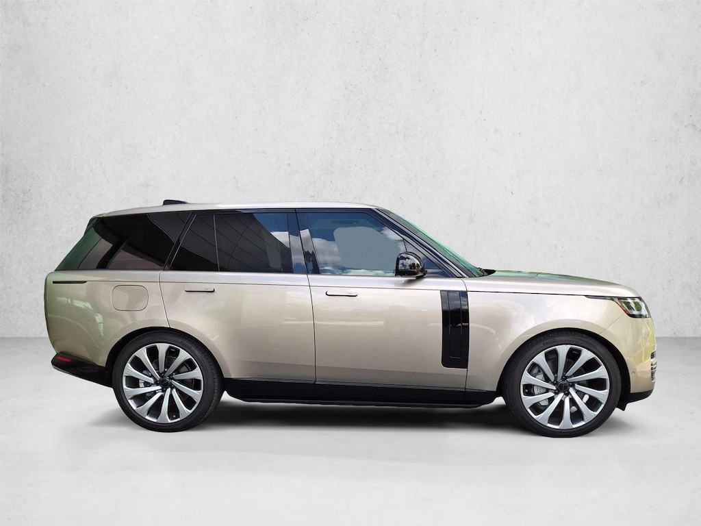 Used 2026 Land Rover Range Rover SE Sport Utility