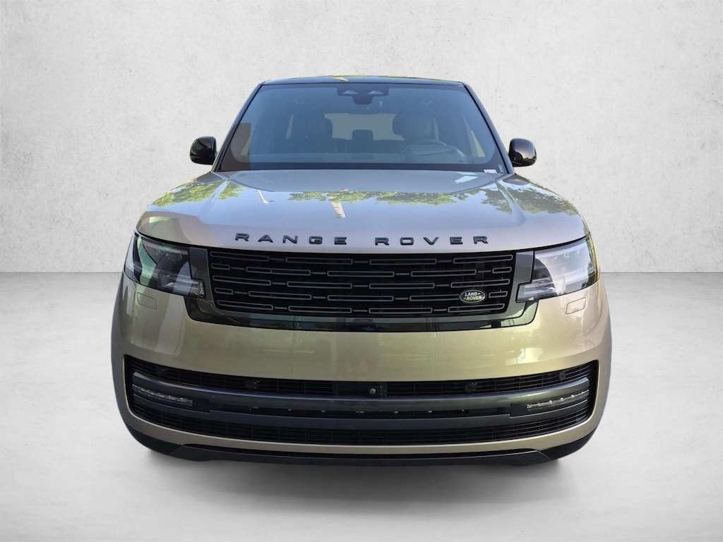 Used 2025 Land Rover Range Rover SE Sport Utility
