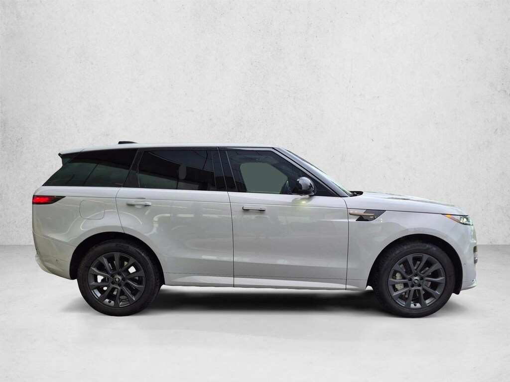 Used 2025 Land Rover Range Rover Sport Dynamic SE Sport Utility