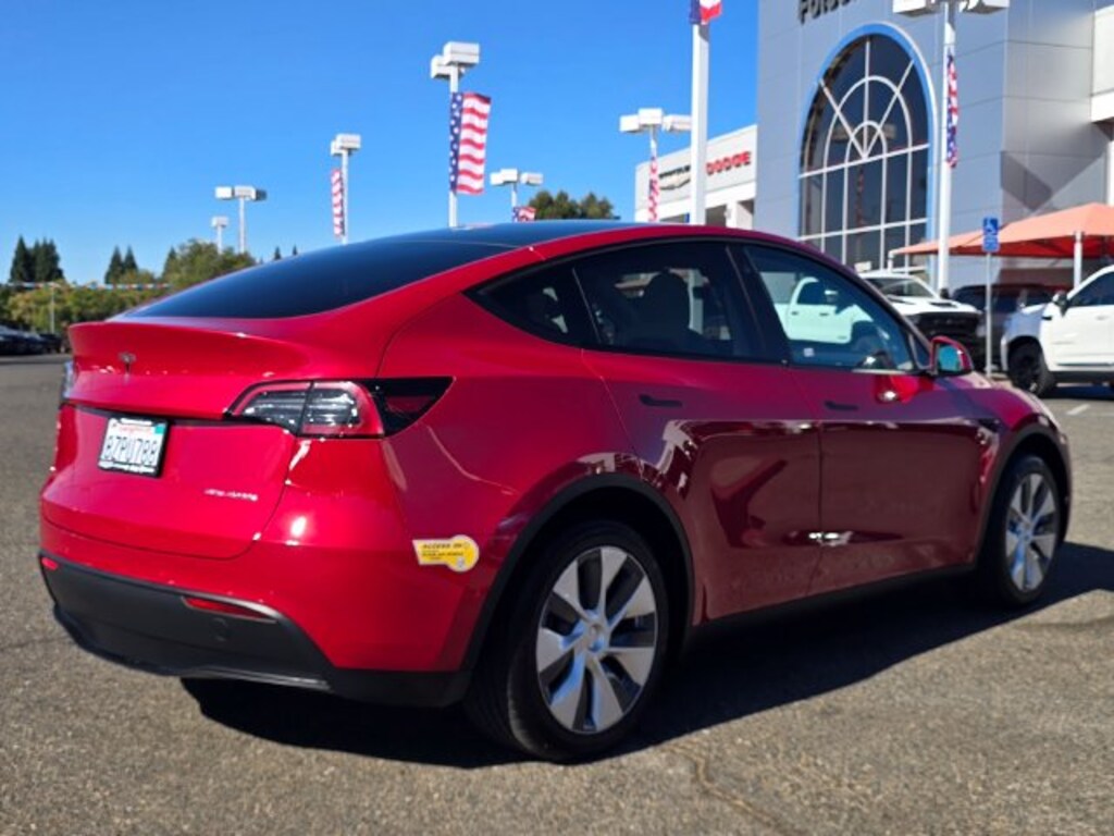 Used 2022 Tesla Model Y Long Range SUV