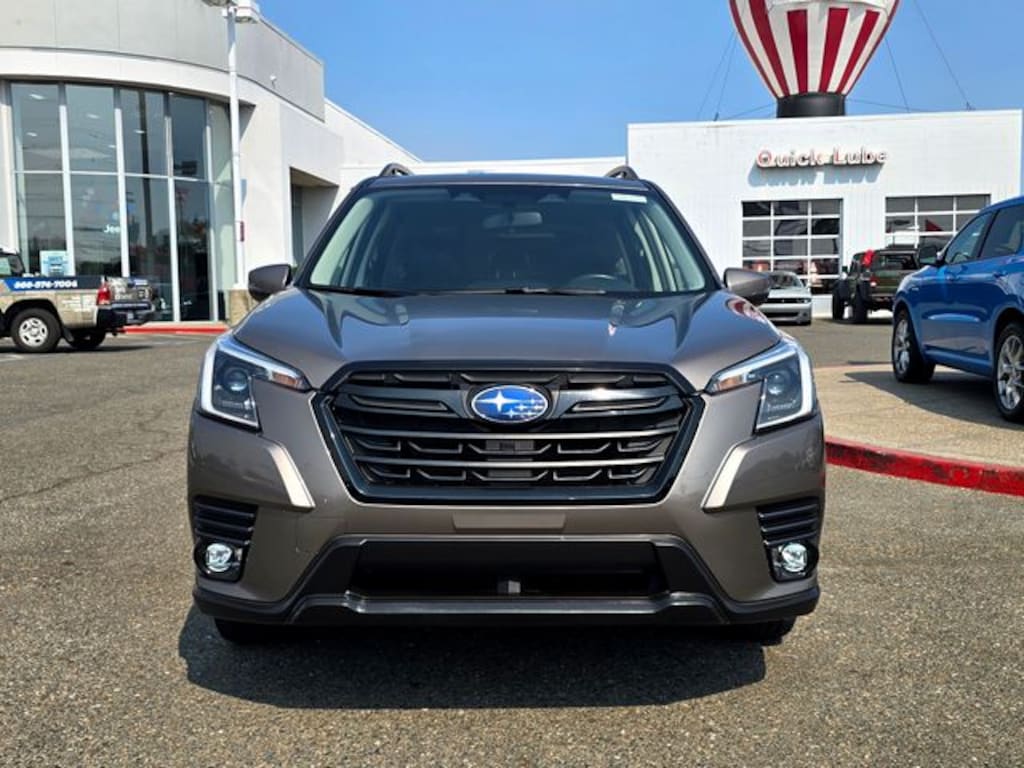 Used 2024 Subaru Forester Limited SUV