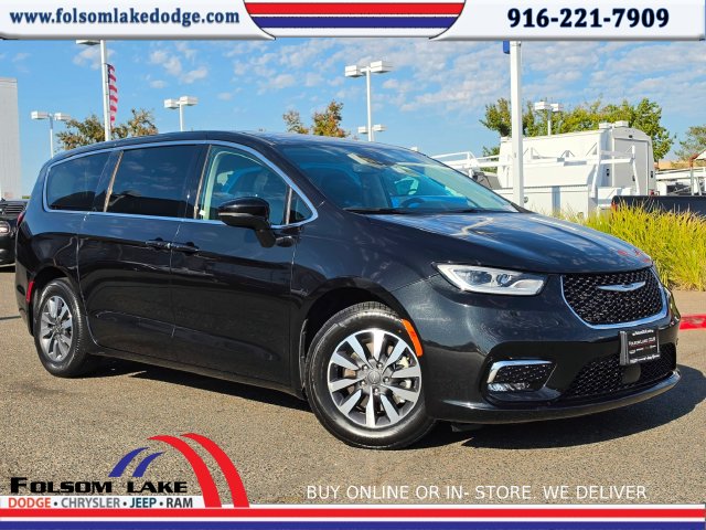 2022 Chrysler Pacifica Hybrid