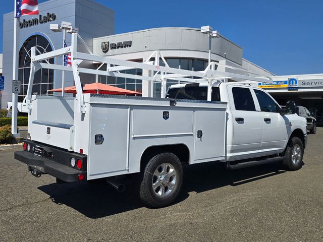 New 2026 Ram 3500 Chassis Cab TRADESMAN CREW 4X4 60' CA Pickup