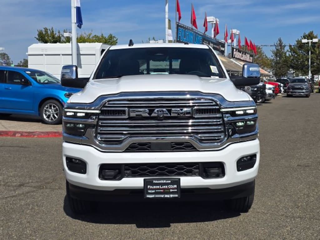 New 2027 Ram 2500 LARAMIE CREW CAB 4X4 6'4 BOX Pickup