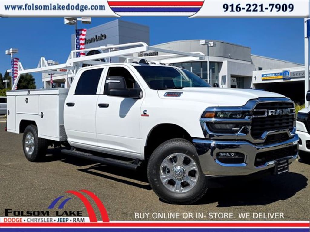New 2026 Ram 3500 Chassis Cab TRADESMAN CREW 4X4 60' CA Pickup