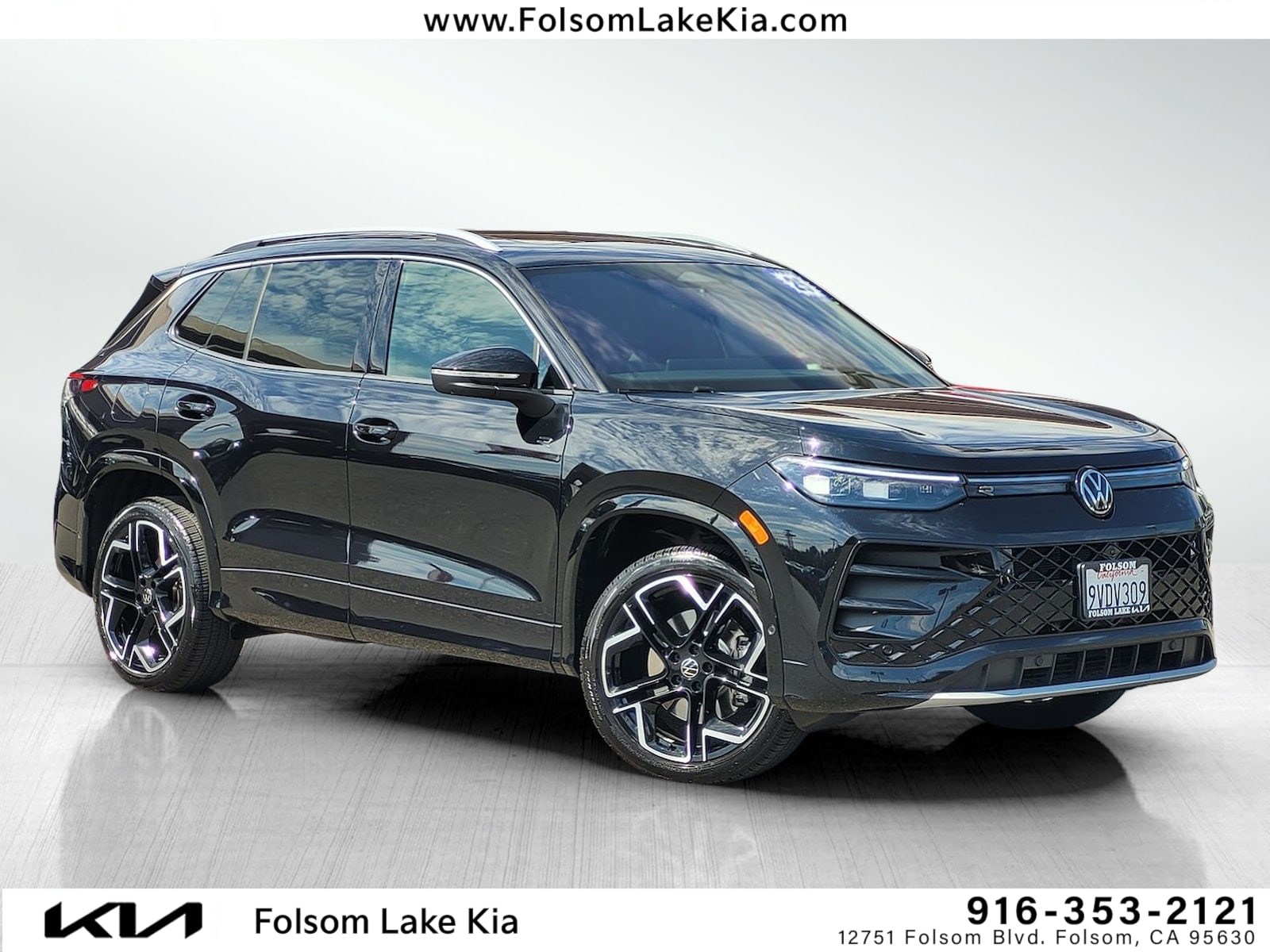 2025 Volkswagen Tiguan SEL R-LINE