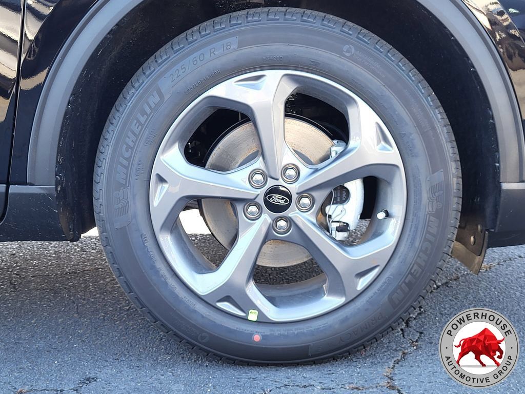 2026 Ford Escape ST-Line - Photo 11