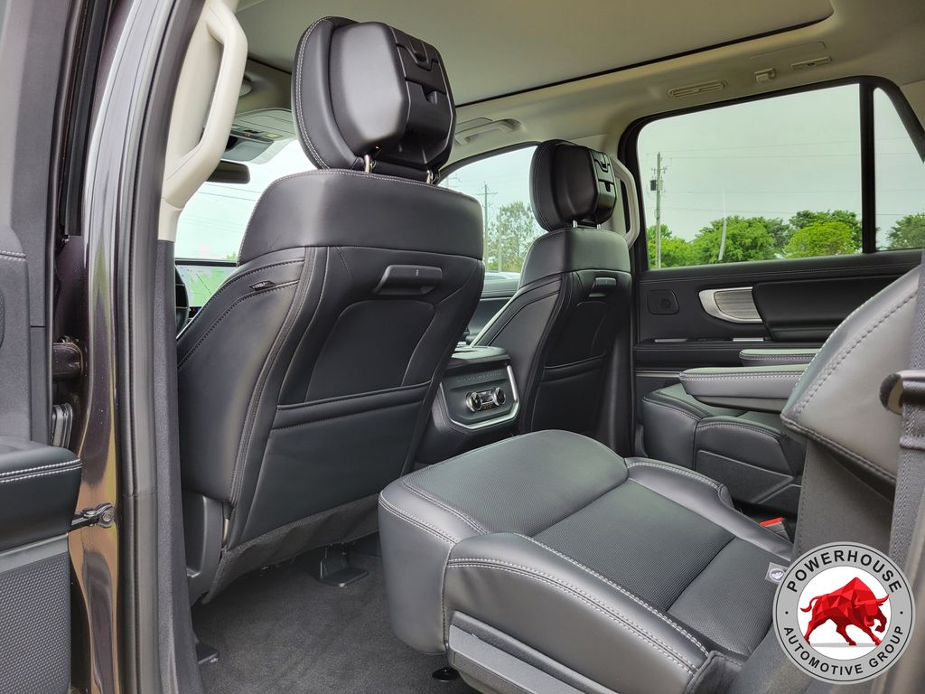 2026 Ford Expedition MAX Platinum - Photo 16