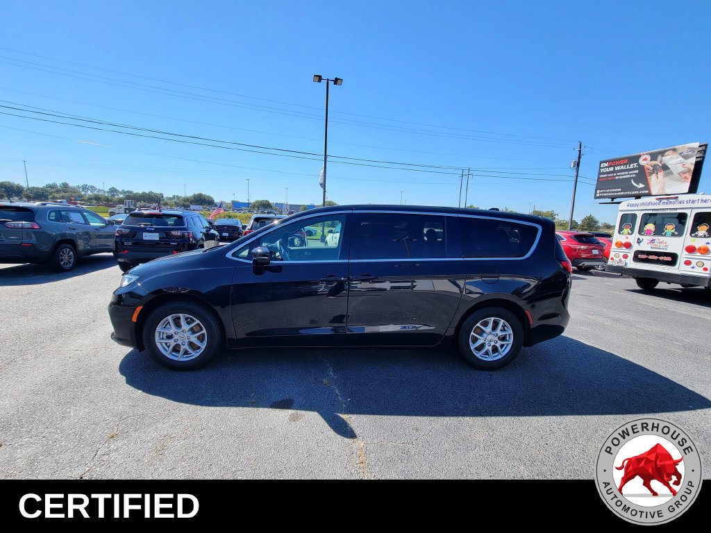 Certified 2025 Chrysler Pacifica Select Minivan/Van