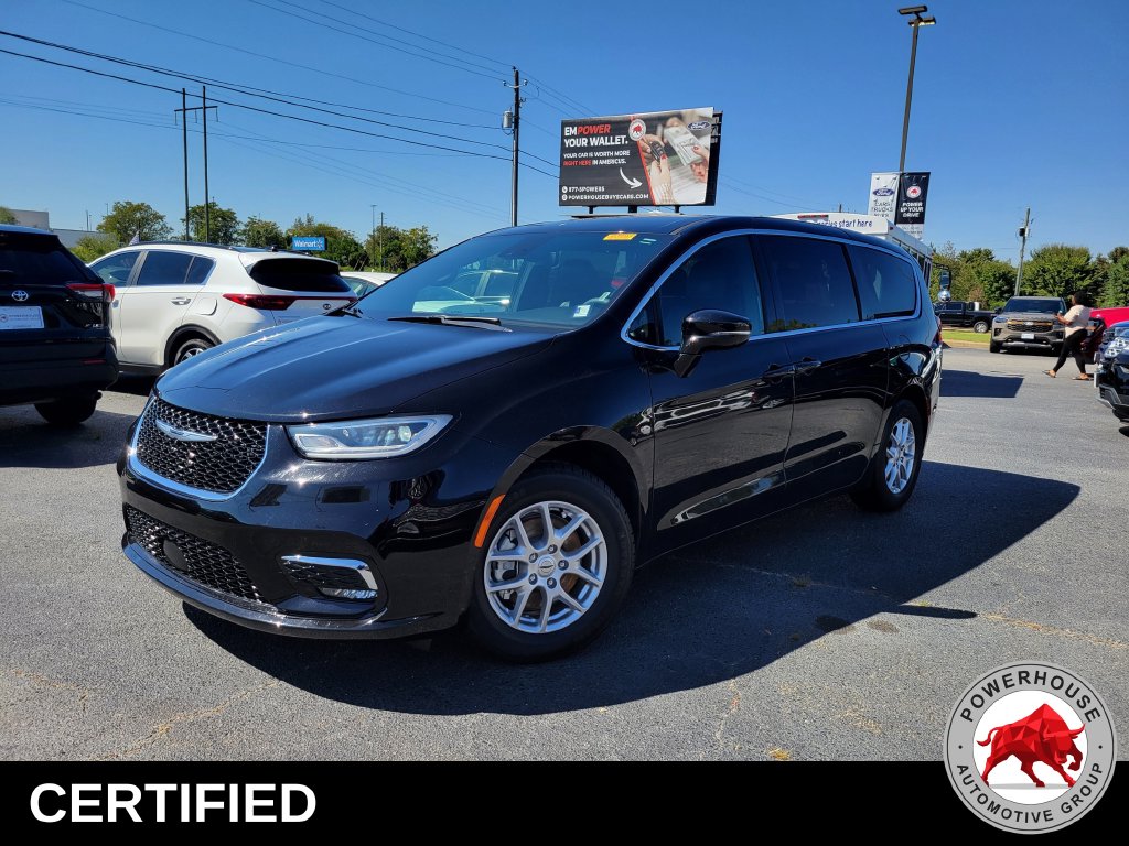 Certified 2025 Chrysler Pacifica Select Minivan/Van
