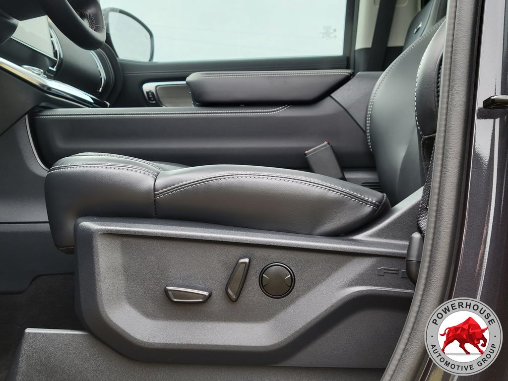 2026 Ford Expedition MAX Platinum - Photo 27
