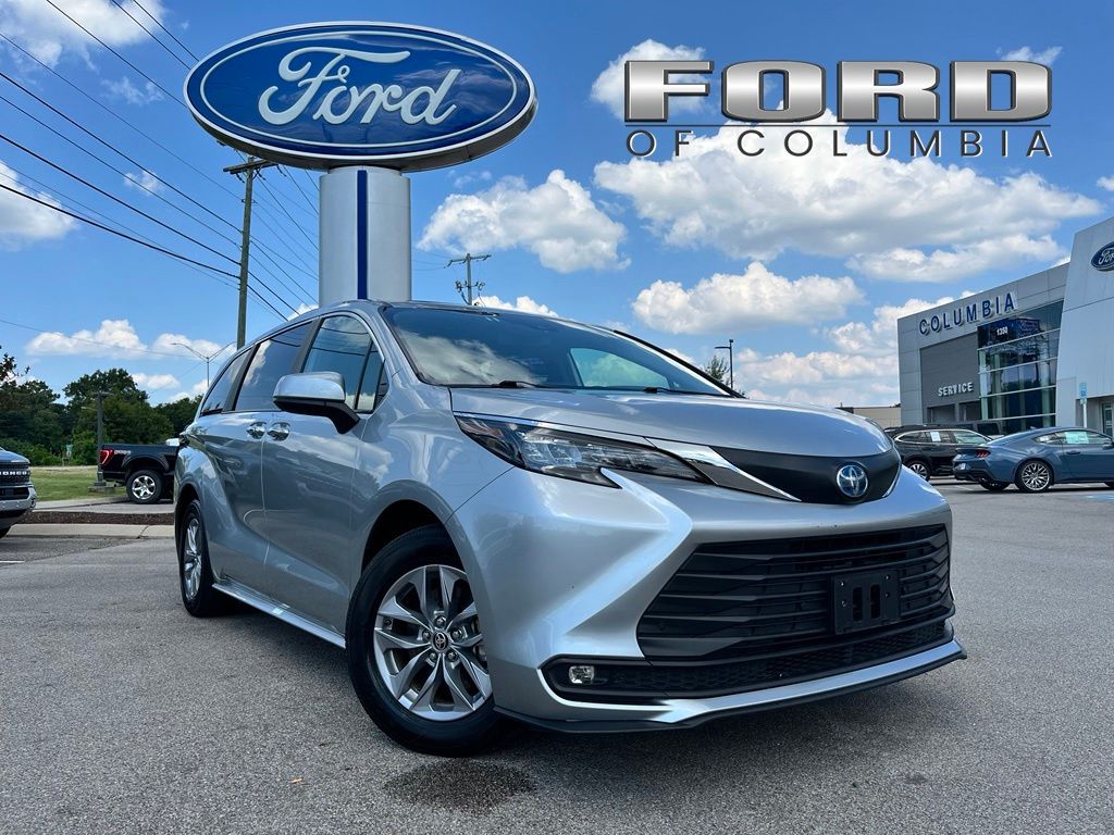 2025 Toyota Sienna