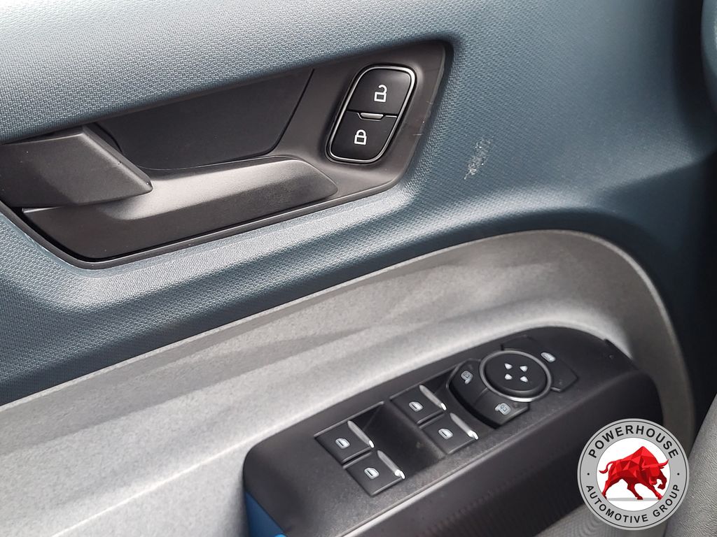 2026 Ford Maverick XLT - Photo 26