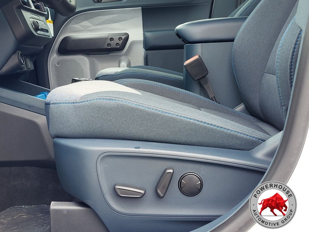 2026 Ford Maverick XLT - Photo 24