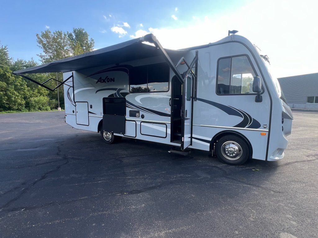 Used 2018 Ford F-53 Motorhome Chassis Base Truck