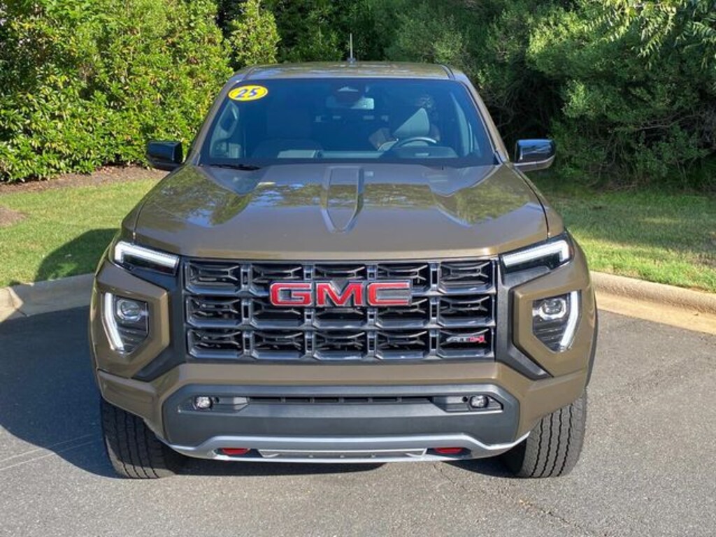 Used 2025 GMC Canyon AT4 Truck Crew Cab