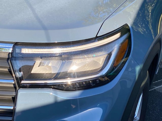 Used 2025 Ford Explorer Active SUV