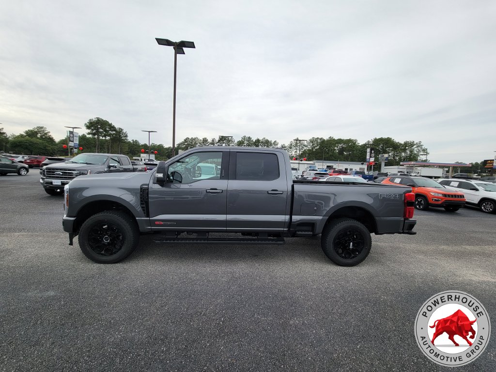 New 2027 Ford F-250SD Lariat Truck