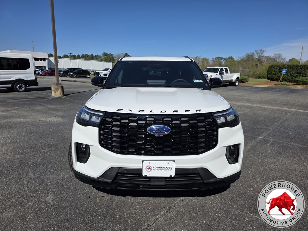 2026 Ford Explorer ST-Line - Photo 10