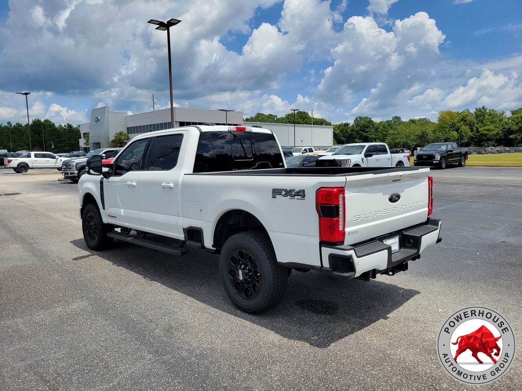 New 2026 Ford F-350SD Lariat Truck