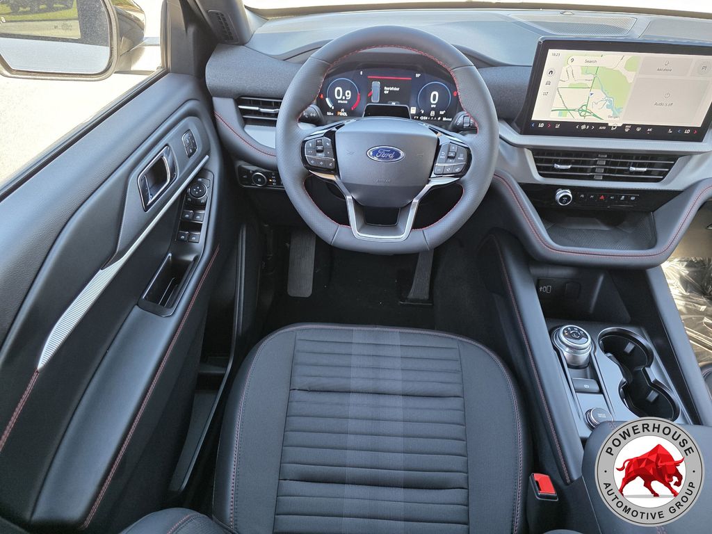 2026 Ford Explorer ST-Line - Photo 21