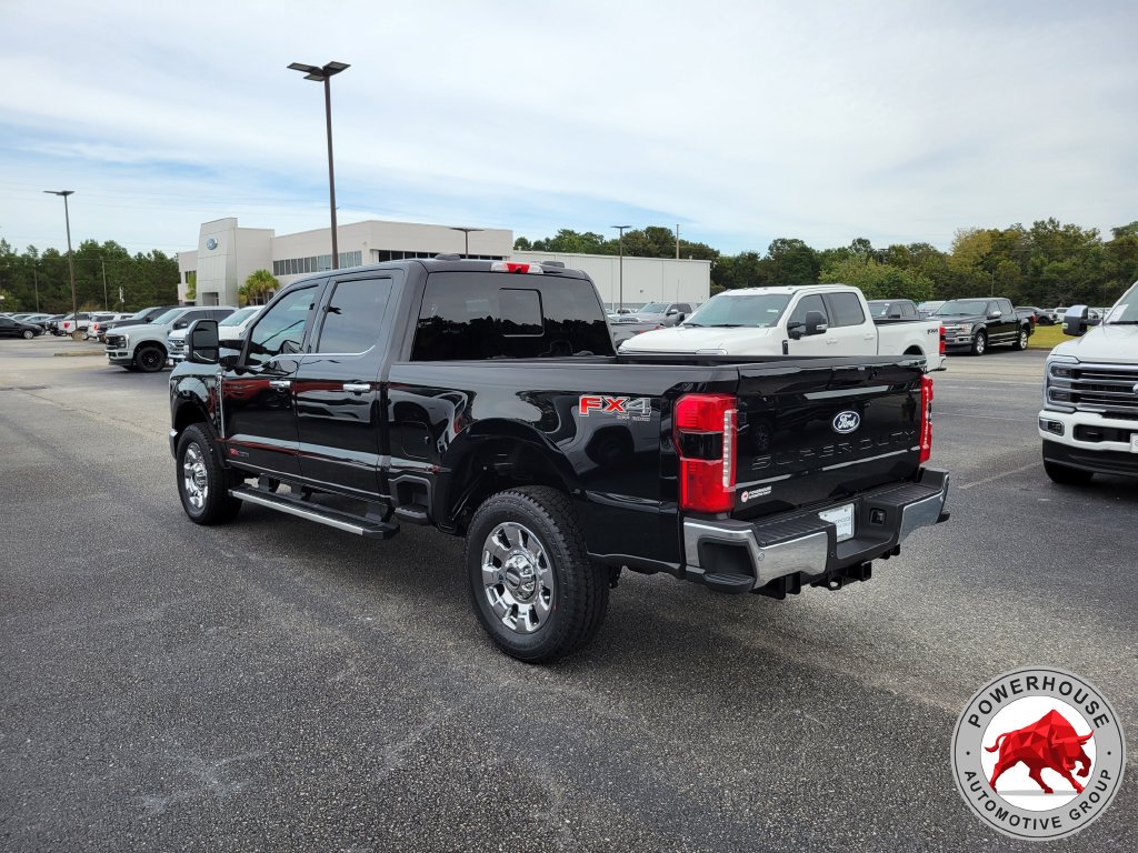 New 2027 Ford F-250SD Lariat Truck