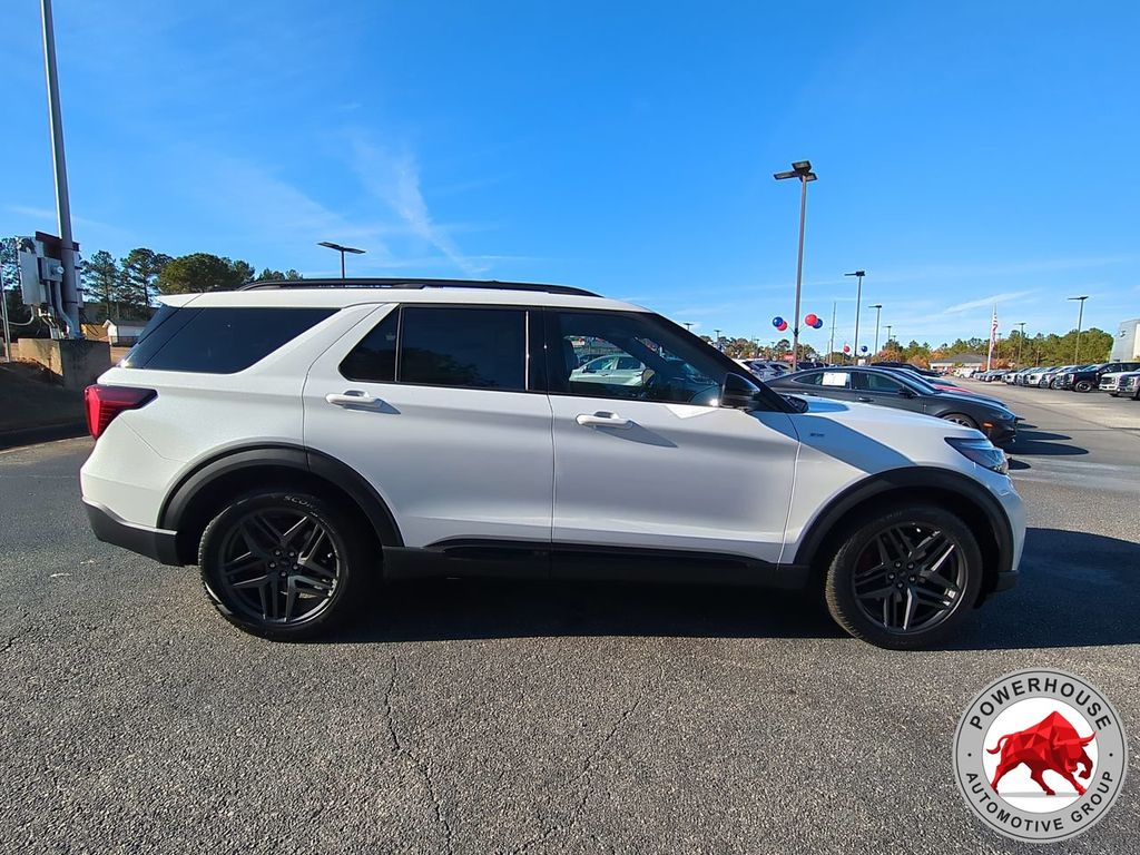 New 2026 Ford Explorer ST-Line SUV