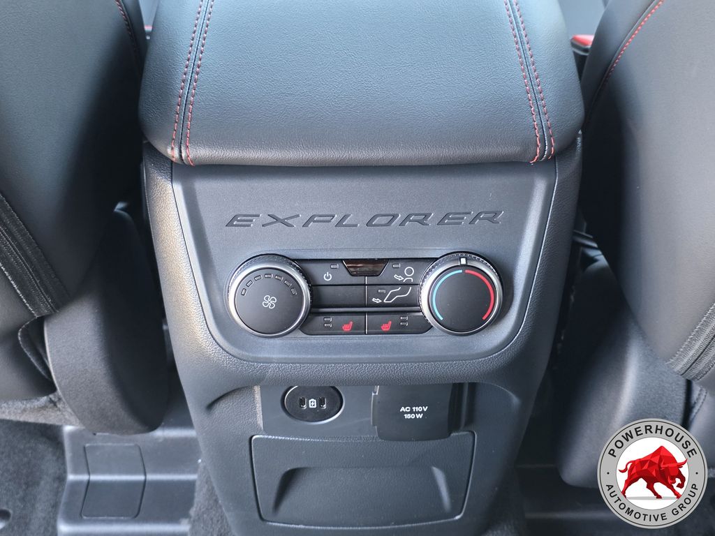 2026 Ford Explorer ST-Line - Photo 19