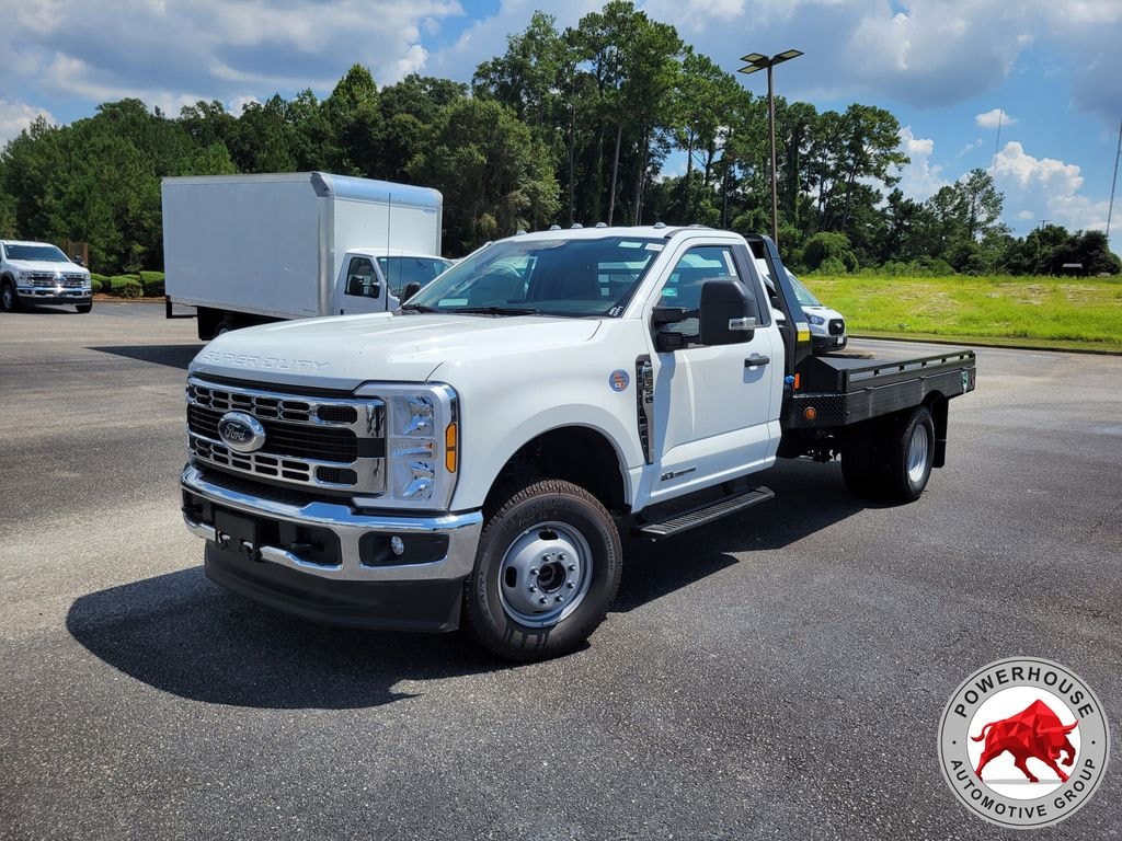 New 2025 Ford F-350SD XL Chassis