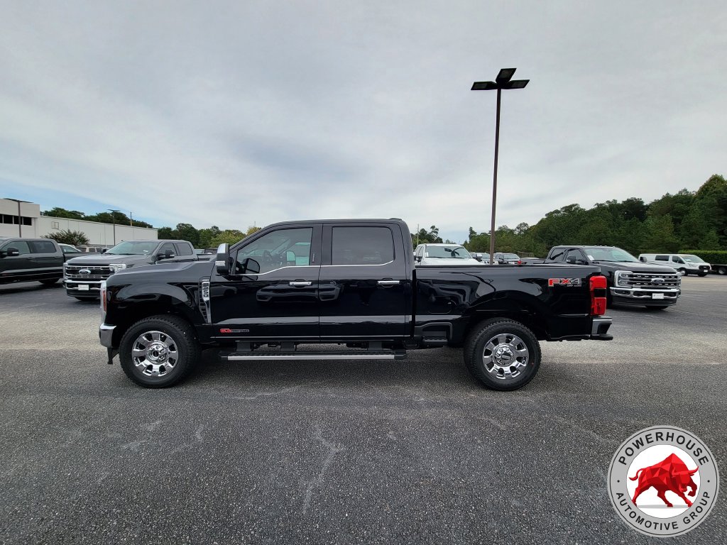 New 2027 Ford F-250SD Lariat Truck
