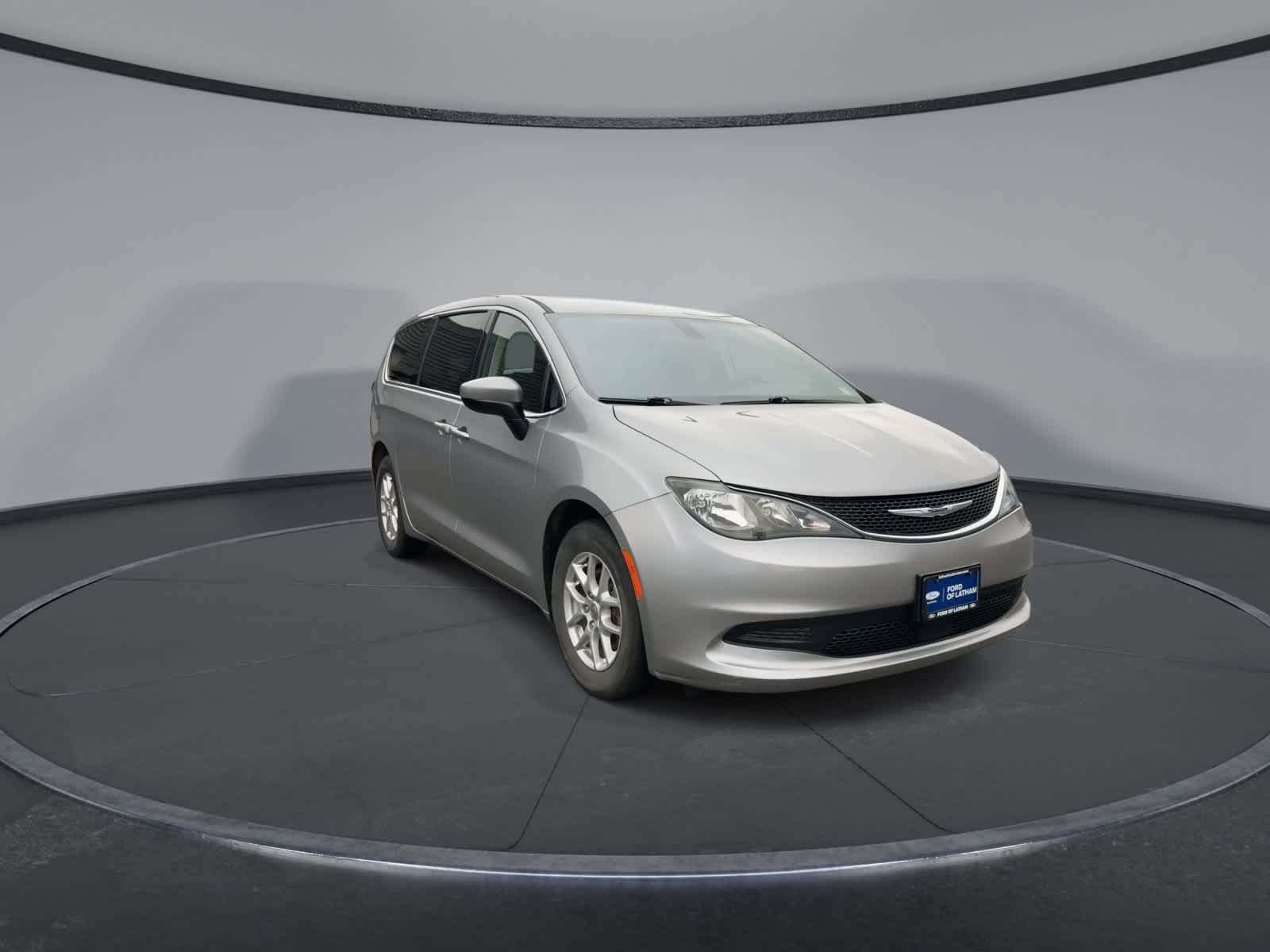 2021 Chrysler Voyager