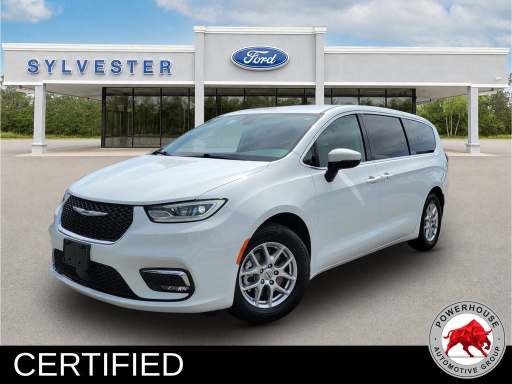Certified 2023 Chrysler Pacifica Touring L Minivan/Van