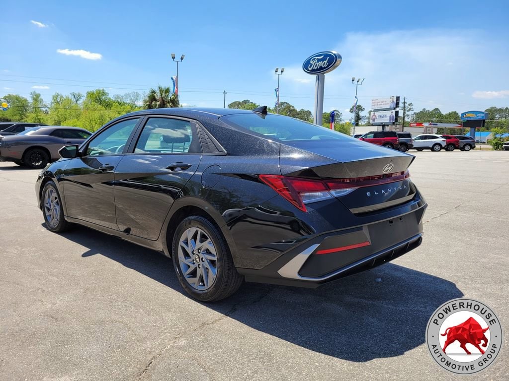 Used 2024 Hyundai Elantra SEL Sedan
