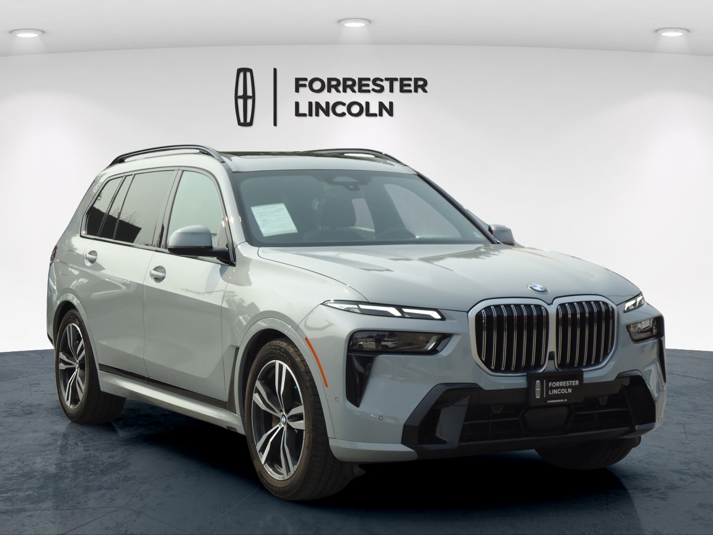 2023 BMW X7 40i