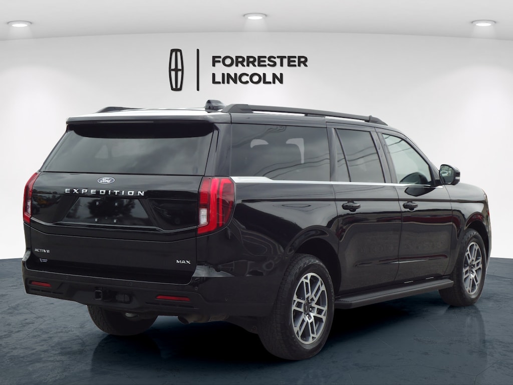 Used 2025 Ford Expedition Max Active SUV