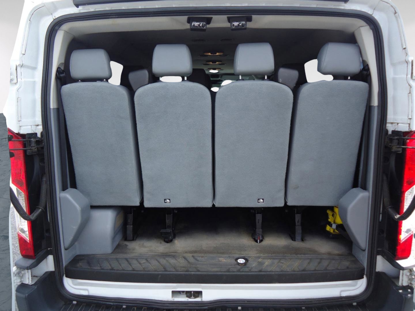 2017 Ford Transit Wagon XL - Photo 30