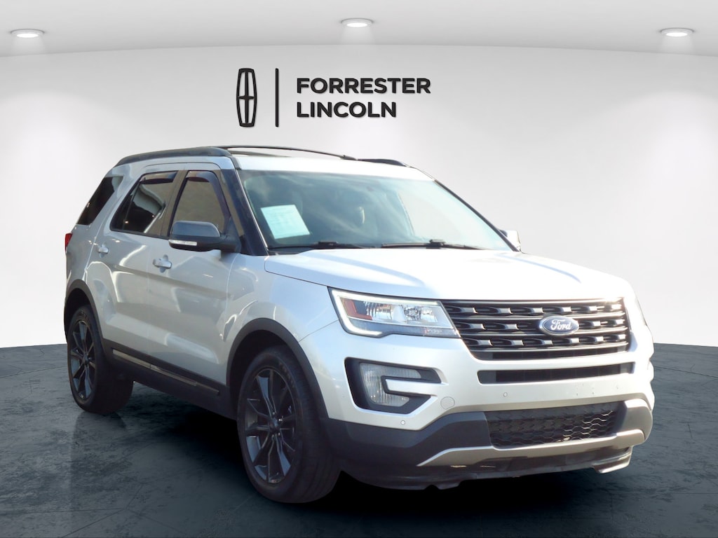 Used 2017 Ford Explorer XLT SUV