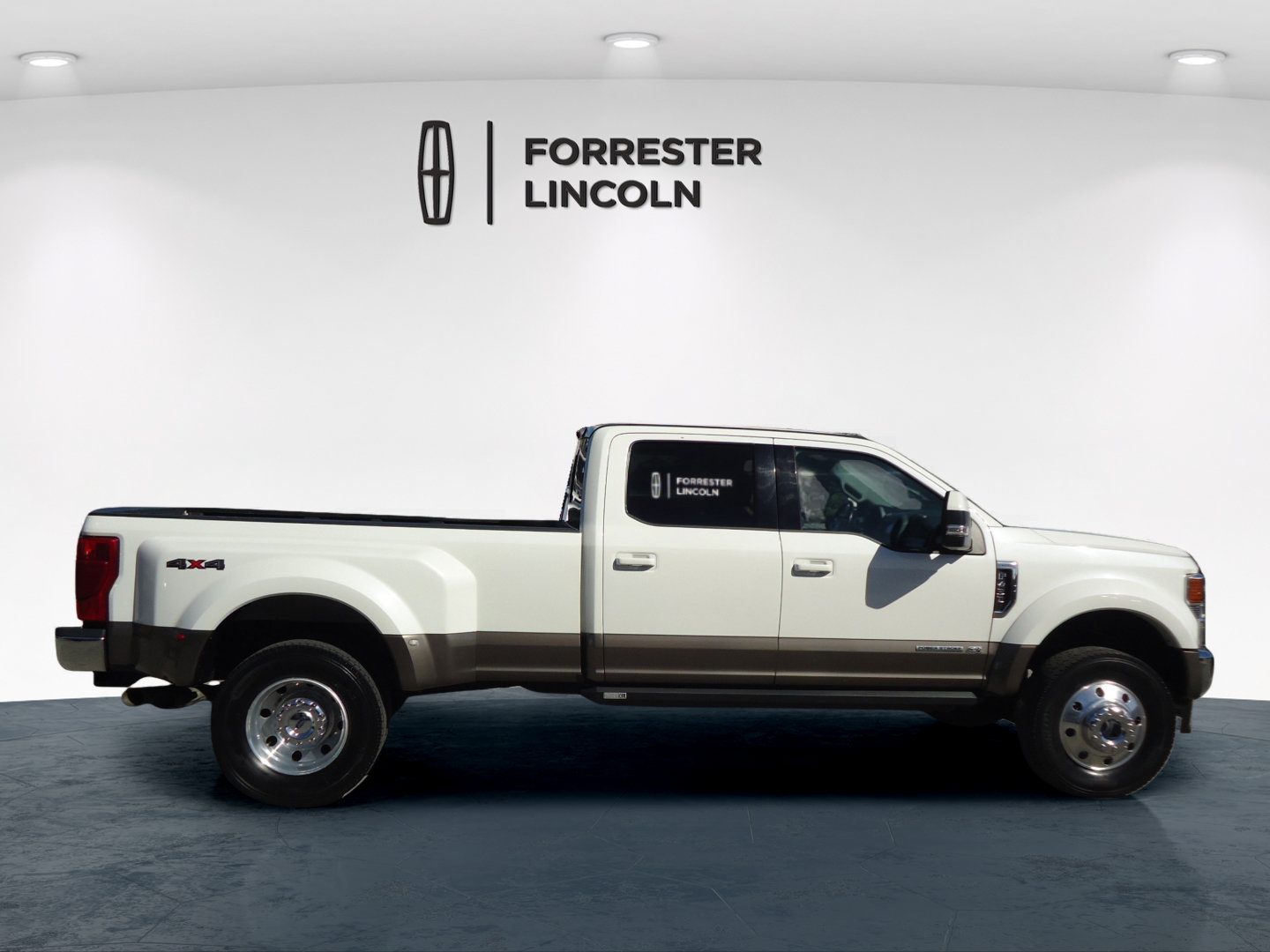 Used 2021 Ford F-450SD Lariat Truck