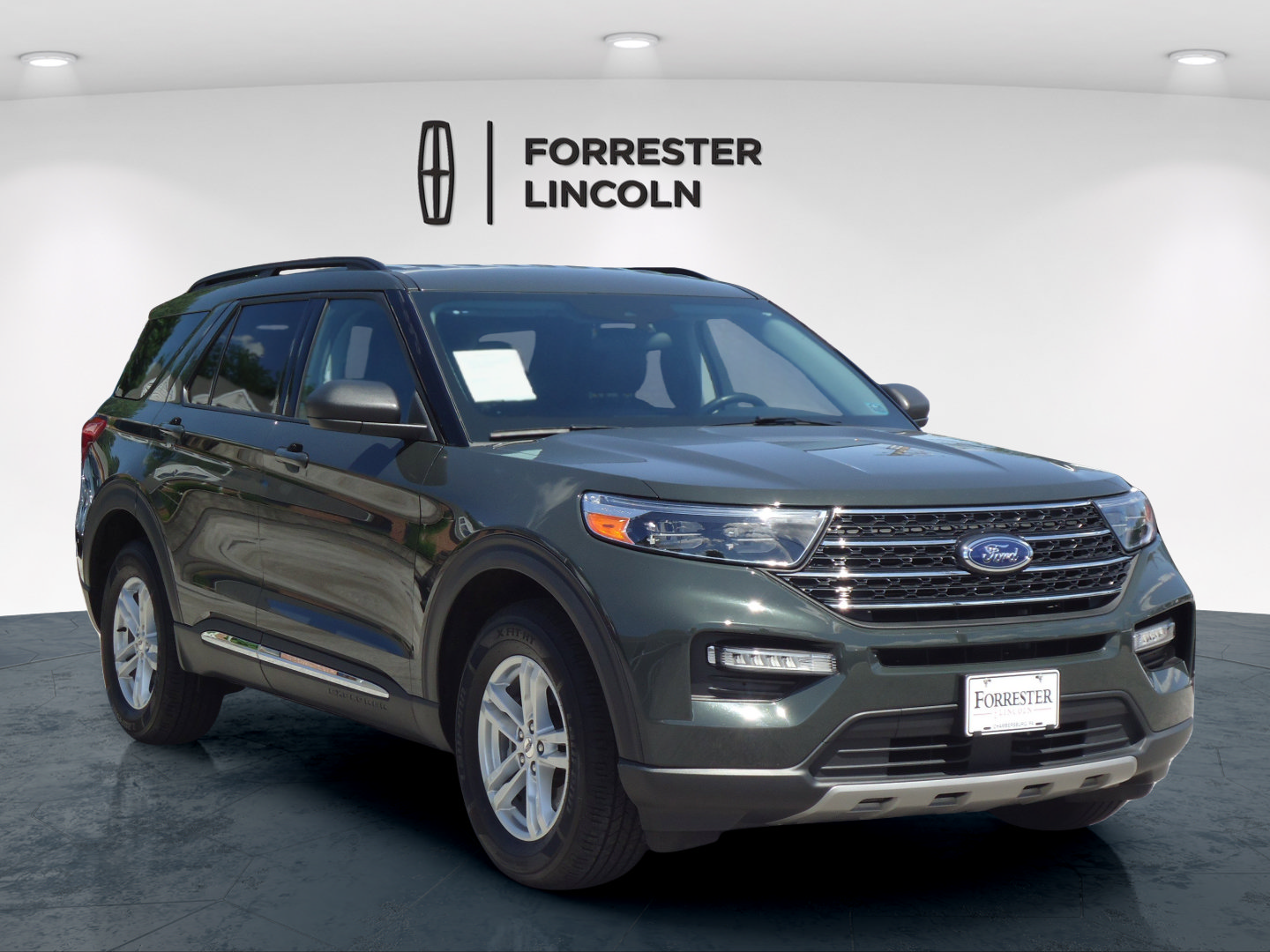 Used 2023 Ford Explorer XLT SUV near Greencastle, PA