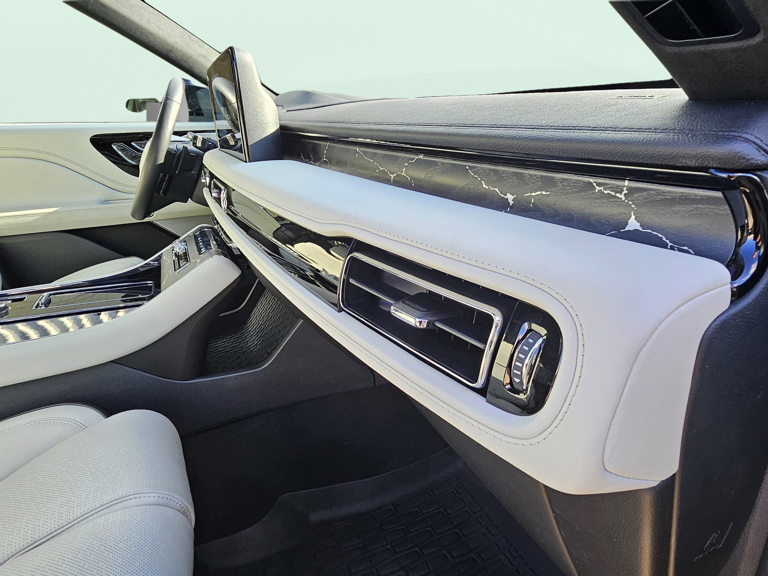 2026 Lincoln Aviator Black Label - Photo 14