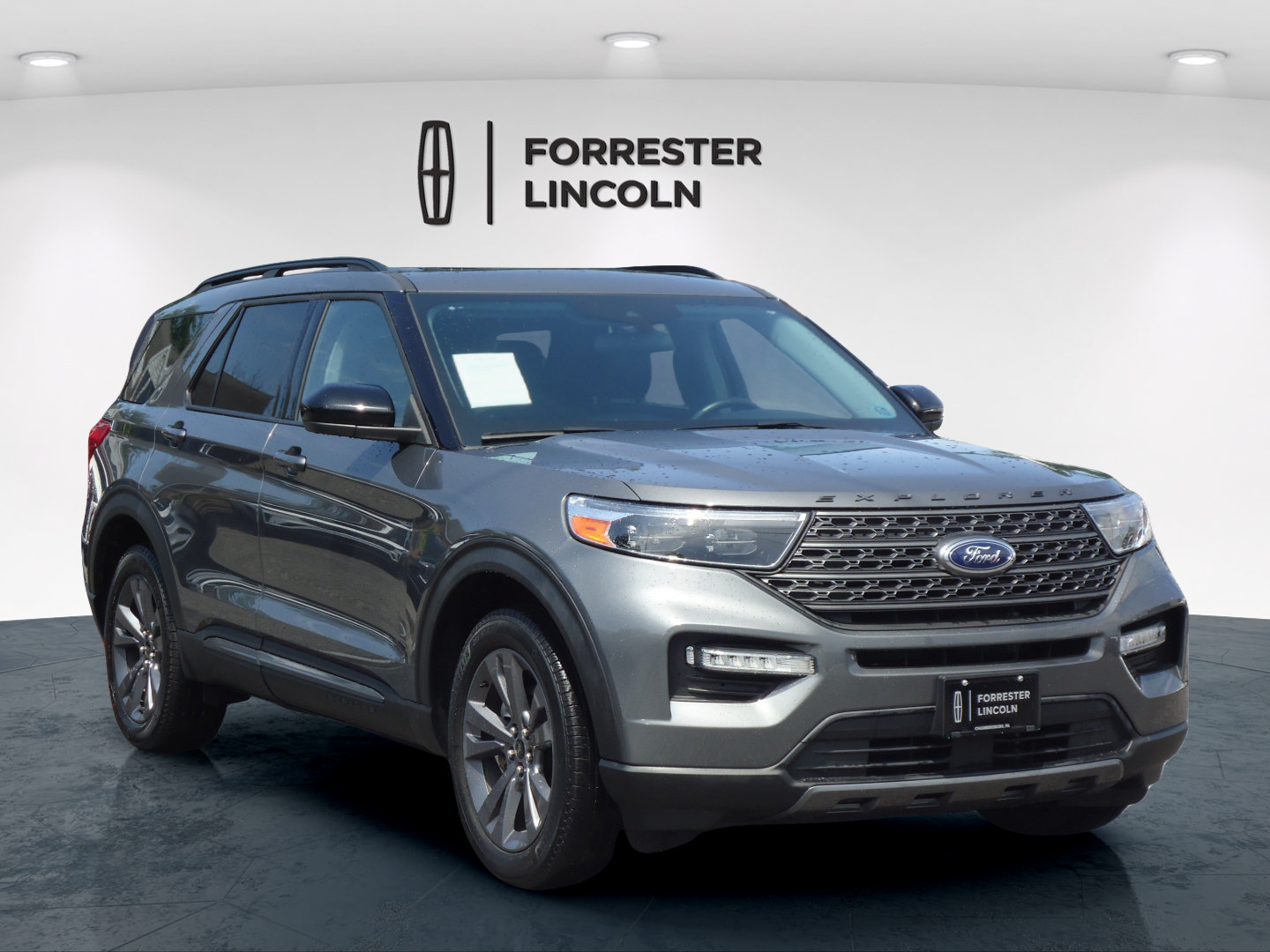 Used 2023 Ford Explorer XLT SUV near Greencastle, PA