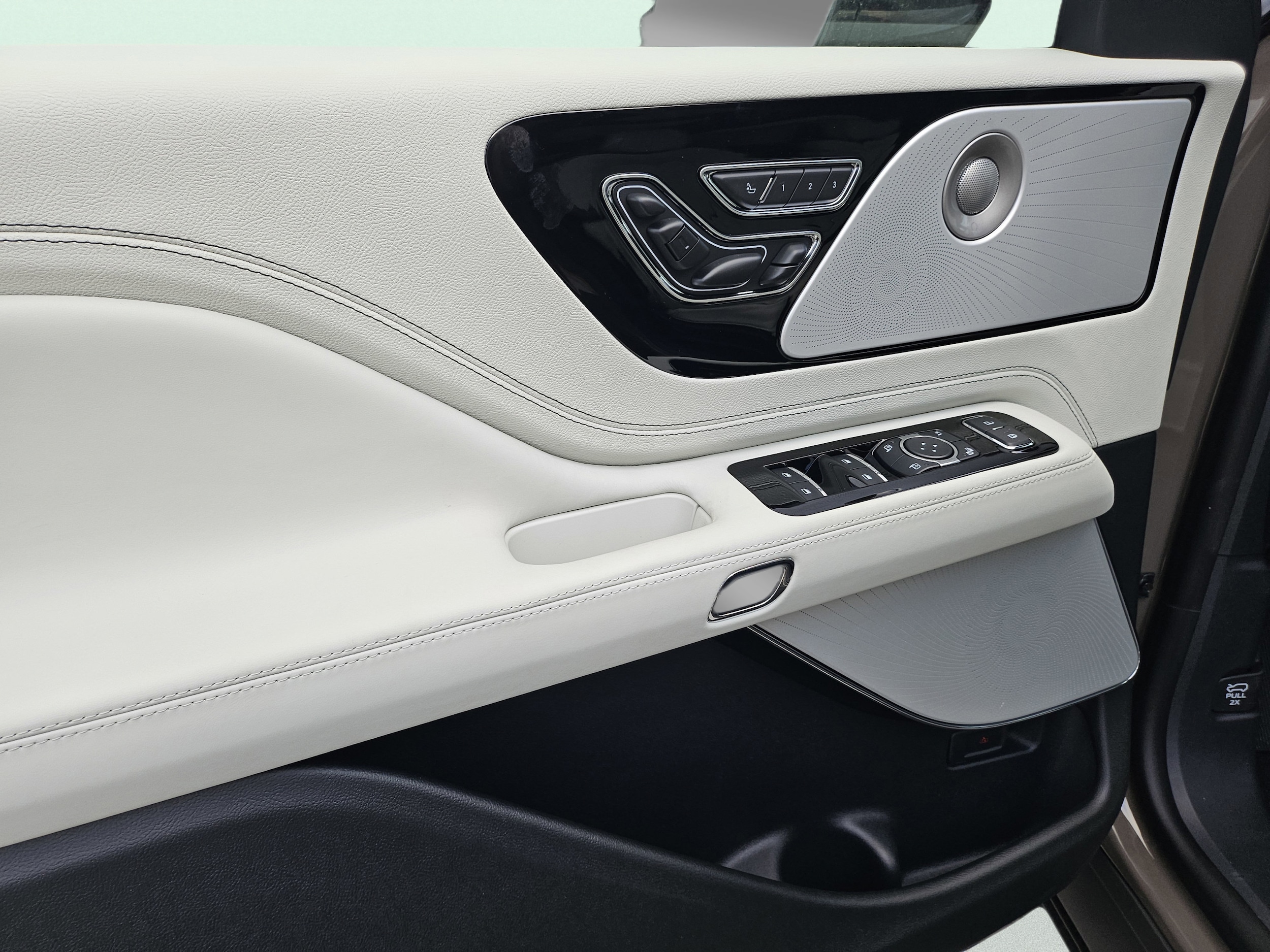 2026 Lincoln Aviator Black Label - Photo 10