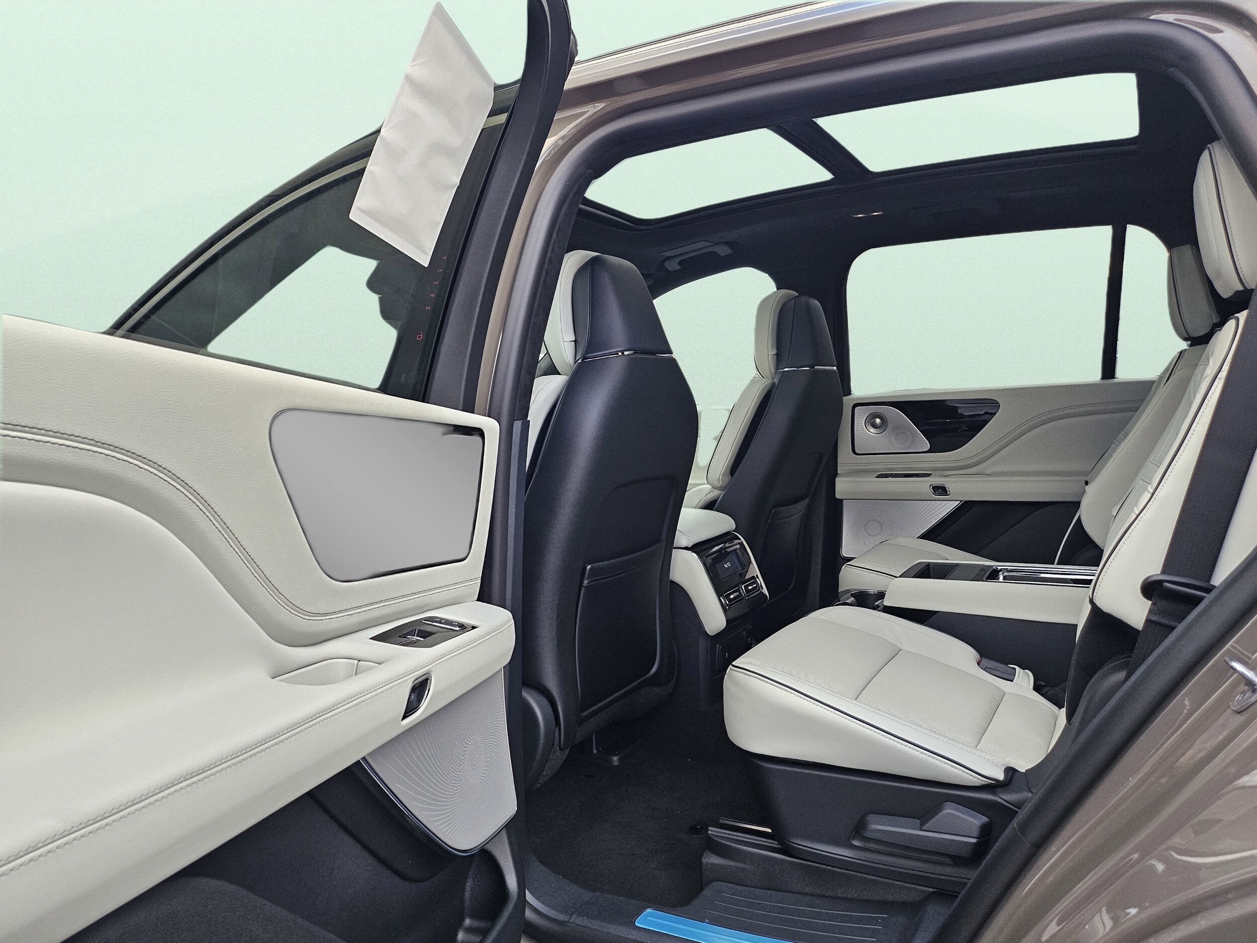 2026 Lincoln Aviator Black Label - Photo 23