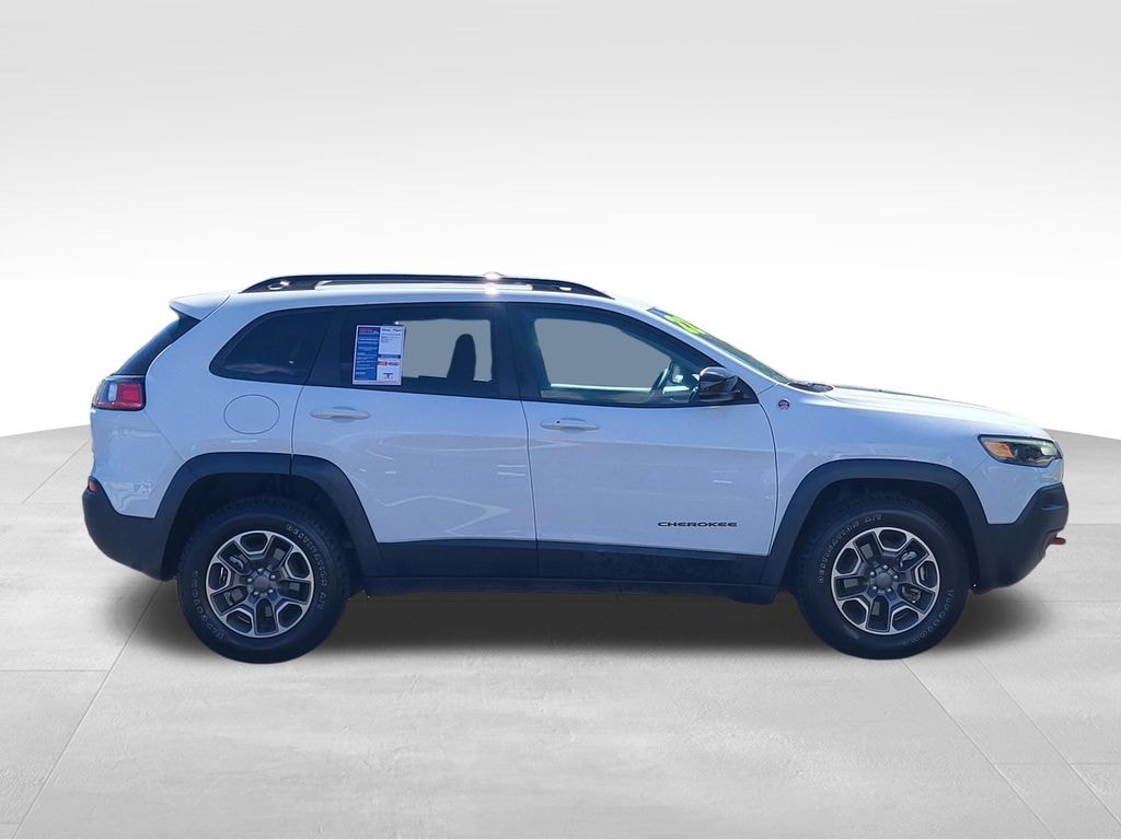 Used 2022 Jeep Cherokee Trailhawk SUV