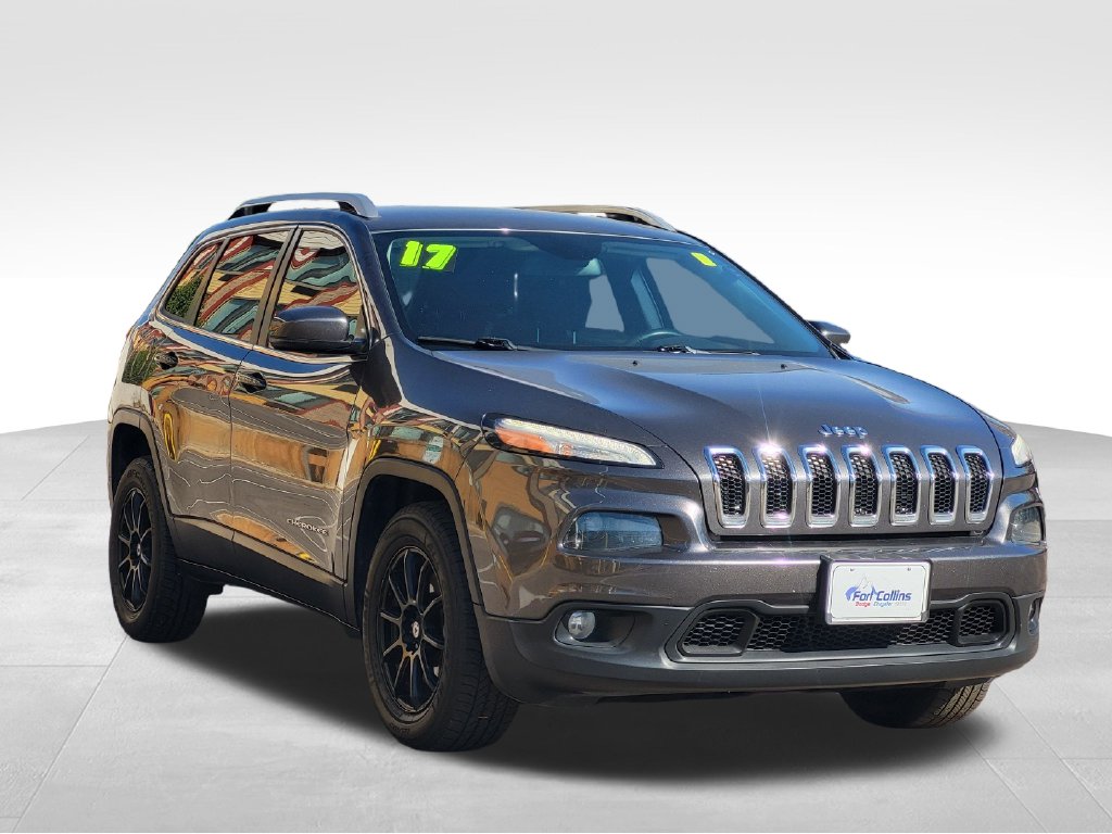 Used 2017 Jeep Cherokee Latitude SUV