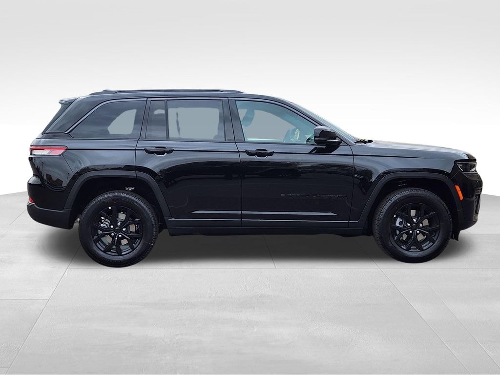 New 2026 Jeep Grand Cherokee Altitude Sport Utility