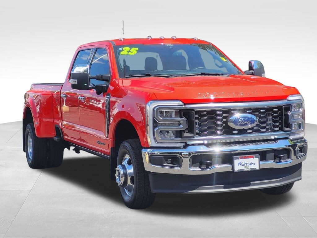 Used 2025 Ford F-350SD Lariat Truck