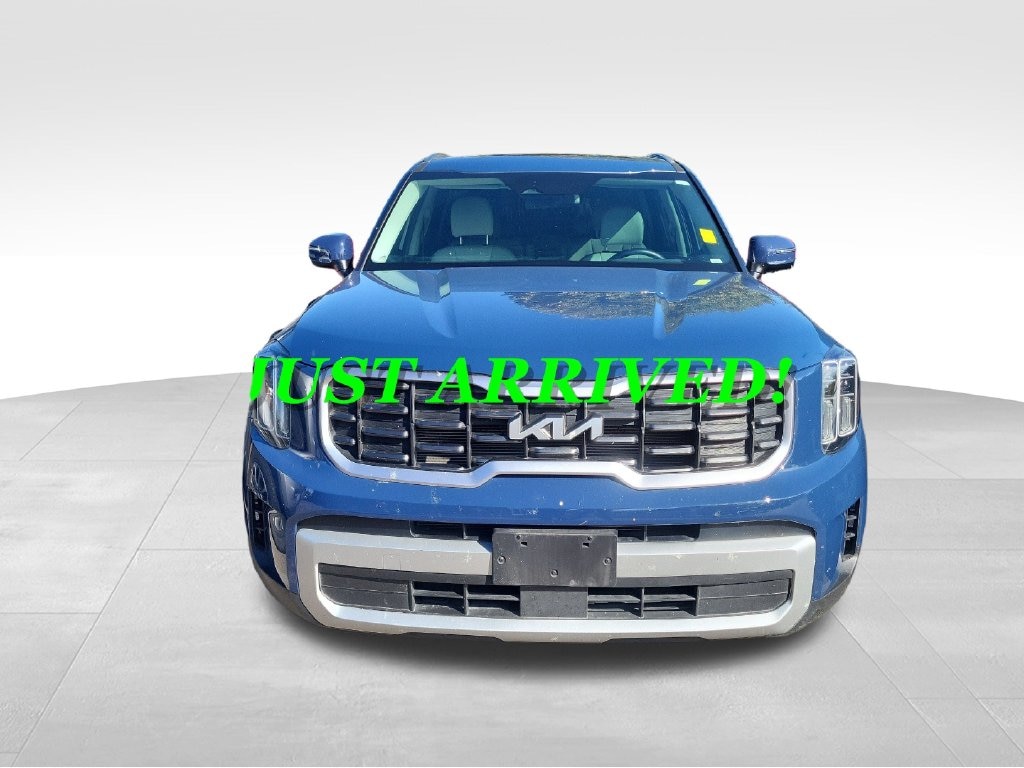 Used 2024 Kia Telluride S SUV